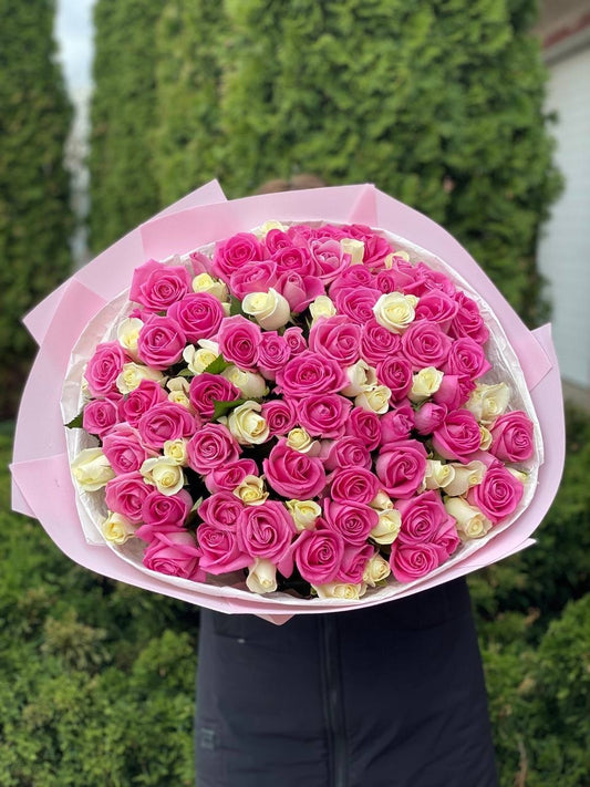 101 троянда сорт Білуга та Аква