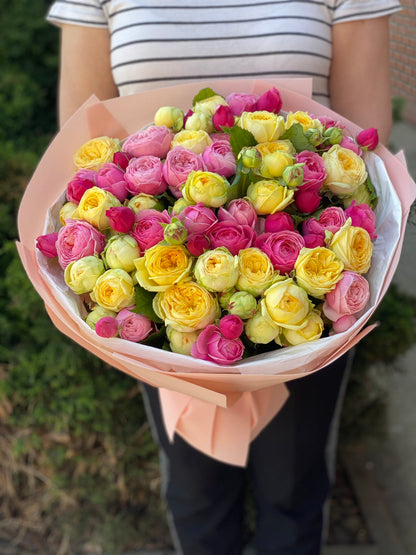 39 Peony Roses Varieties Light and Peony