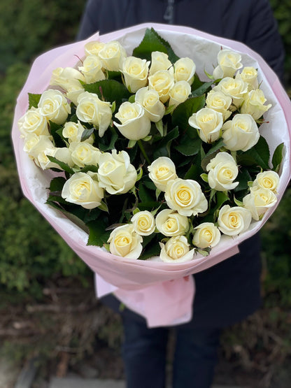 39 Roses Variety Beluga