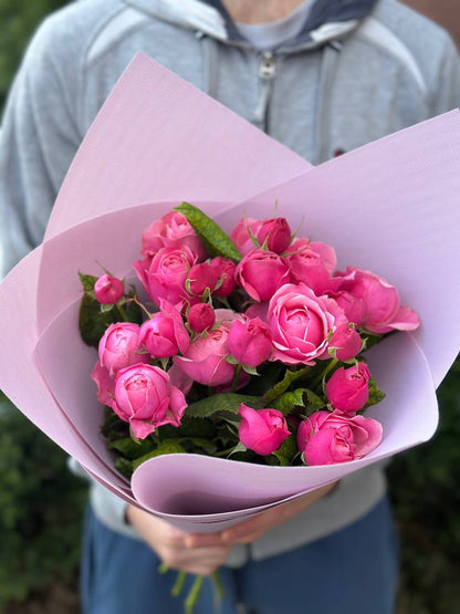9 spray roses (color Lavender Lace Light) 50 cm