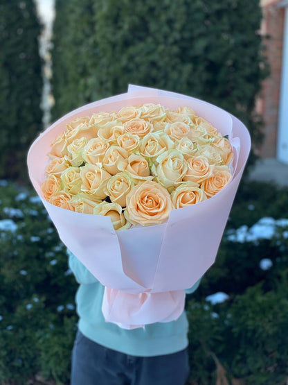 39 Roses Variety Peach Avalanche
