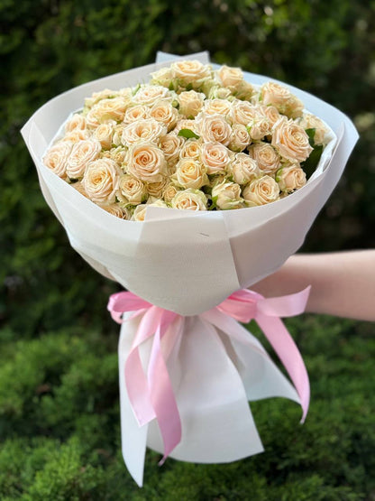 39 branch roses variety Tanya