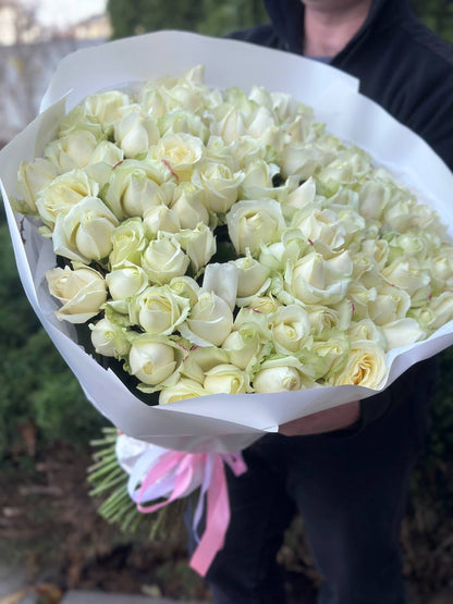 101 Roses Variety Avalanche