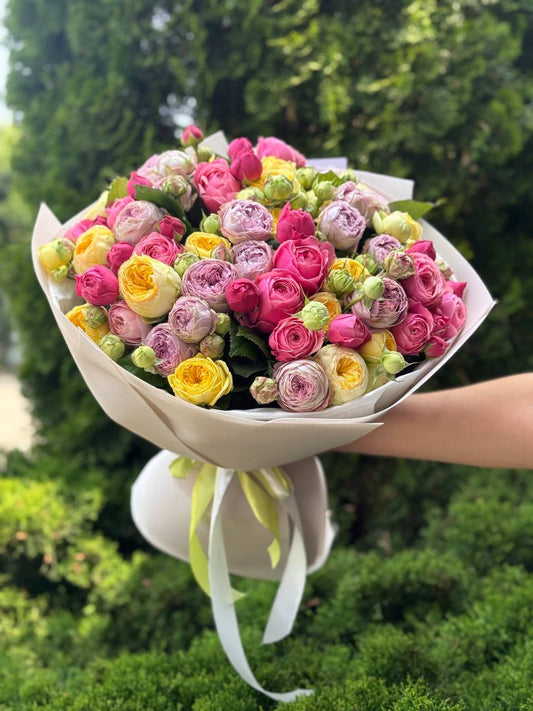 51 peony roses (Lavender, Light, Peonies)