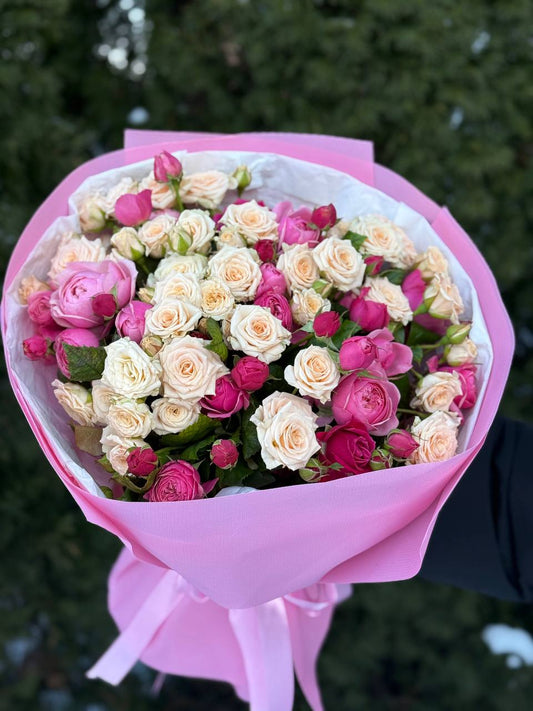 39 Roses Varieties Light and Tanja