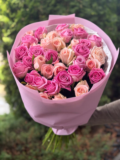 39 Roses Varieties Aqua and Kimberly