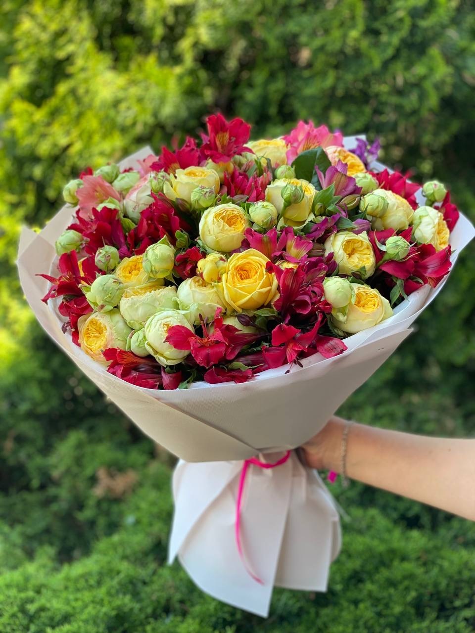 Bouquet of 39 stems Peony variety and Alstroemeria