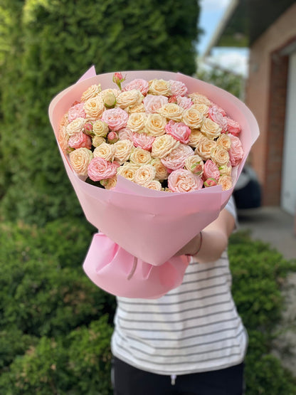 39 Roses Varieties Tanja and Bombastic