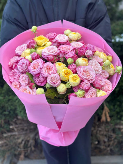 39 Peony Roses Varieties Peony and Lady Bombastic