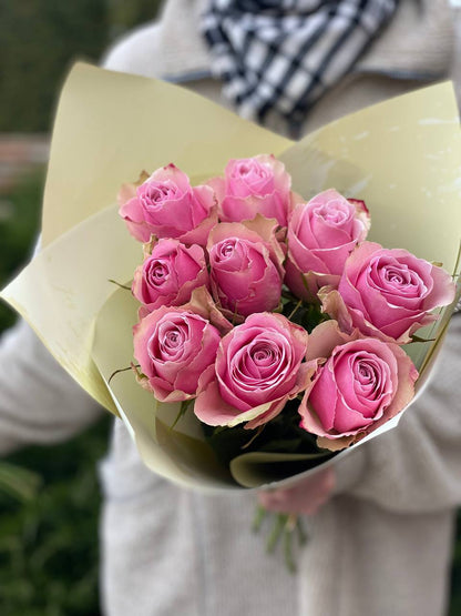 9 roses (color Soft Pink) 50 cm
