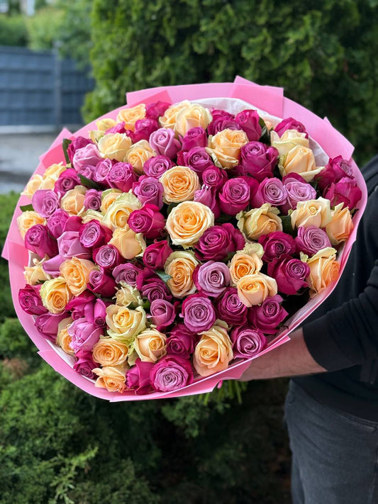 101 Roses of Prince of Persia and Peach Avalanche Varieties