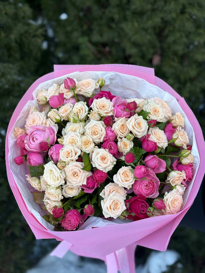 39 Roses Varieties Light and Tanja