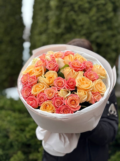 39 Roses Varieties Miss Piggy and Peach Avalanche