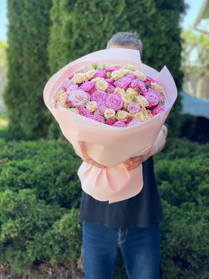 39 Roses Varieties Tanja and Lady Bombastic