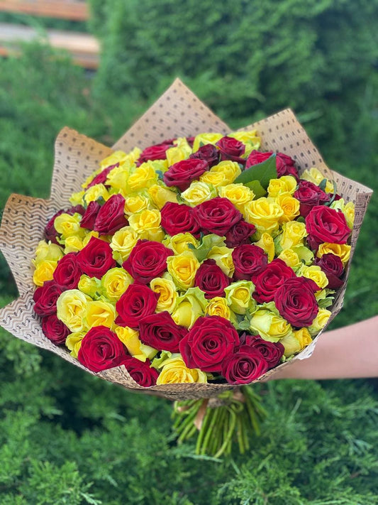 101 Roses Variety Yellow and Grand Prix